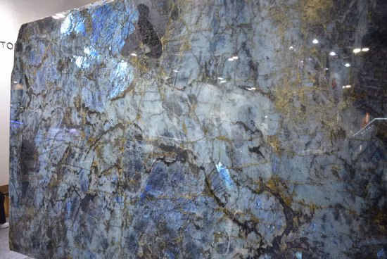 Encimeras de trabajo de cocina de piedra de granito de oro natural al por mayor